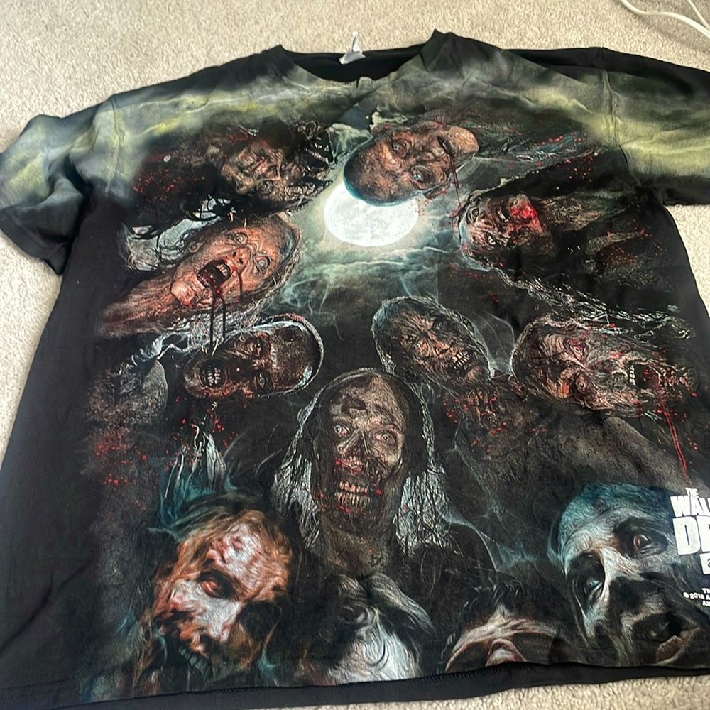 Vintage AMC, walking dead T-shirt, size XL